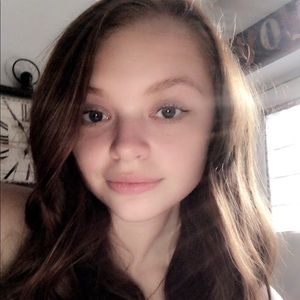 Meet your Posher, Kaitlyn